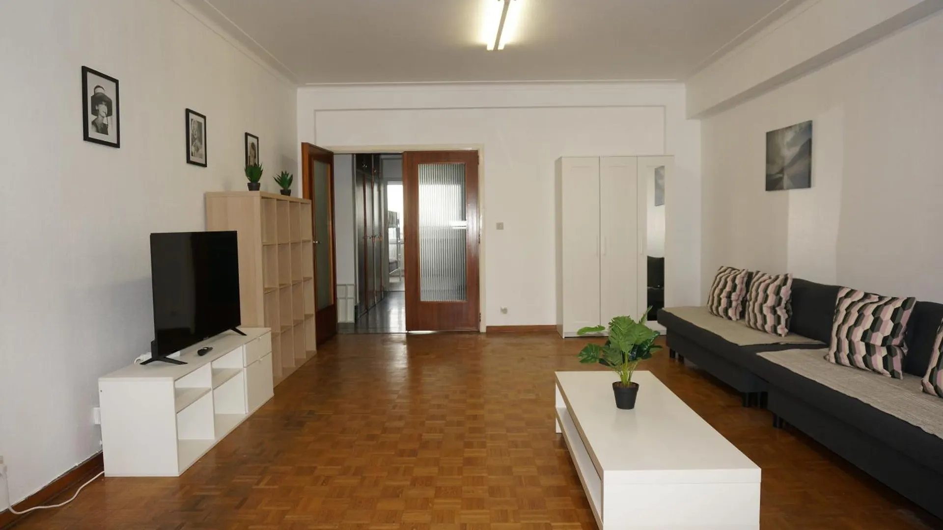 Belga Apartment 3 Bedrooms. Antwerp