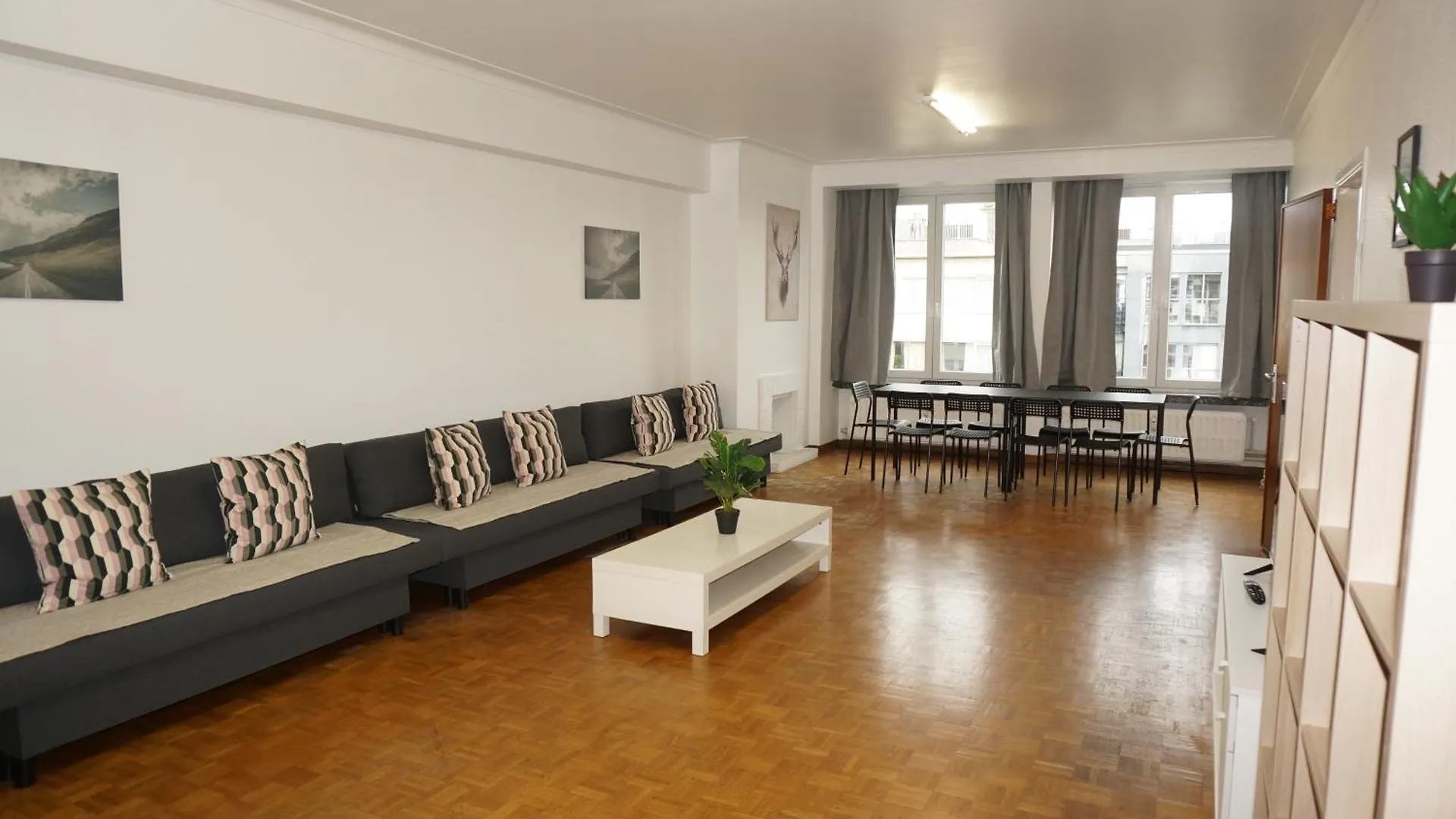 Belga Apartment 3 Bedrooms. Antwerp